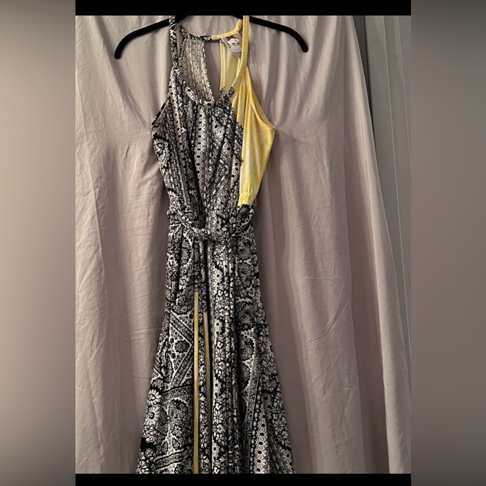 Yoana Baraschi Yellow and White Patterned halter dress 
XS w/ pockets